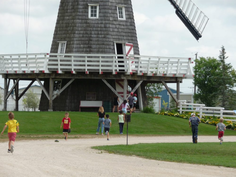 MENNONITE HERITAGE VILLAGE
Learning about windmills and exploring the museum grounds gives campers a sense of what life was like in a village 150 years ago.