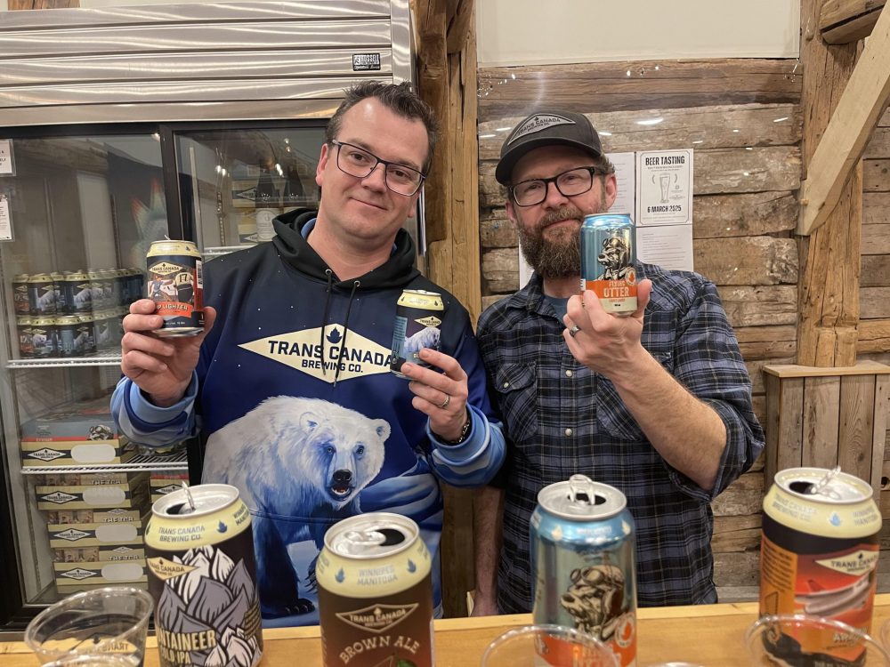 LORI PENNER THE CARILLON
Dustin McCaughan and Scott Sawatzky of Trans Canada Brewery during their beer tasting even in the Village of Neubergthal.