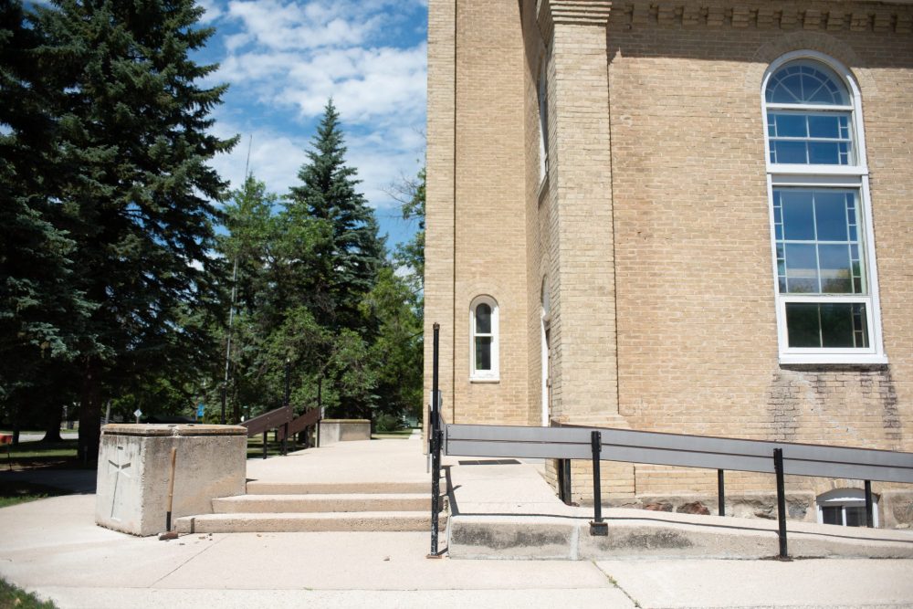 SVJETLANA MLINAREVIC THE CARILLON
The Paroisse St Joachim recieved $10,000 on July 4, 2025, to renovate its stairs and ramp. The La Broquerie church has been fundraising for the past eight months and has amassed $500,000 in donations, grants, and in-kind gifts. The church has been a gathering place for La Broquerie residents for almost 125 years.