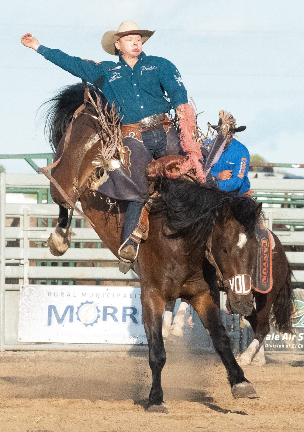 SVJETLANA MLINAREVIC THE CARILLON
Saddle bronc rider Sawyer Erickson holds on during the Manitoba Stampede in Morris on July 18, 2025. He got 82 points.