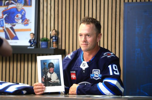 Ruth Bonneville  / Free Press 

SPORTS - Toews / Jets

Photo of  Jets forward Jonathan Toews holding a photo of himself as a kid playing hockey during interview with Jets media after event Friday. 

New Winnipeg Jets forward Jonathan Toews, along with General Manager Kevin Cheveldayoff and Head Coach Scott Arniel hold press conference at Canada Life Centre Friday. 

July 4th,   2025