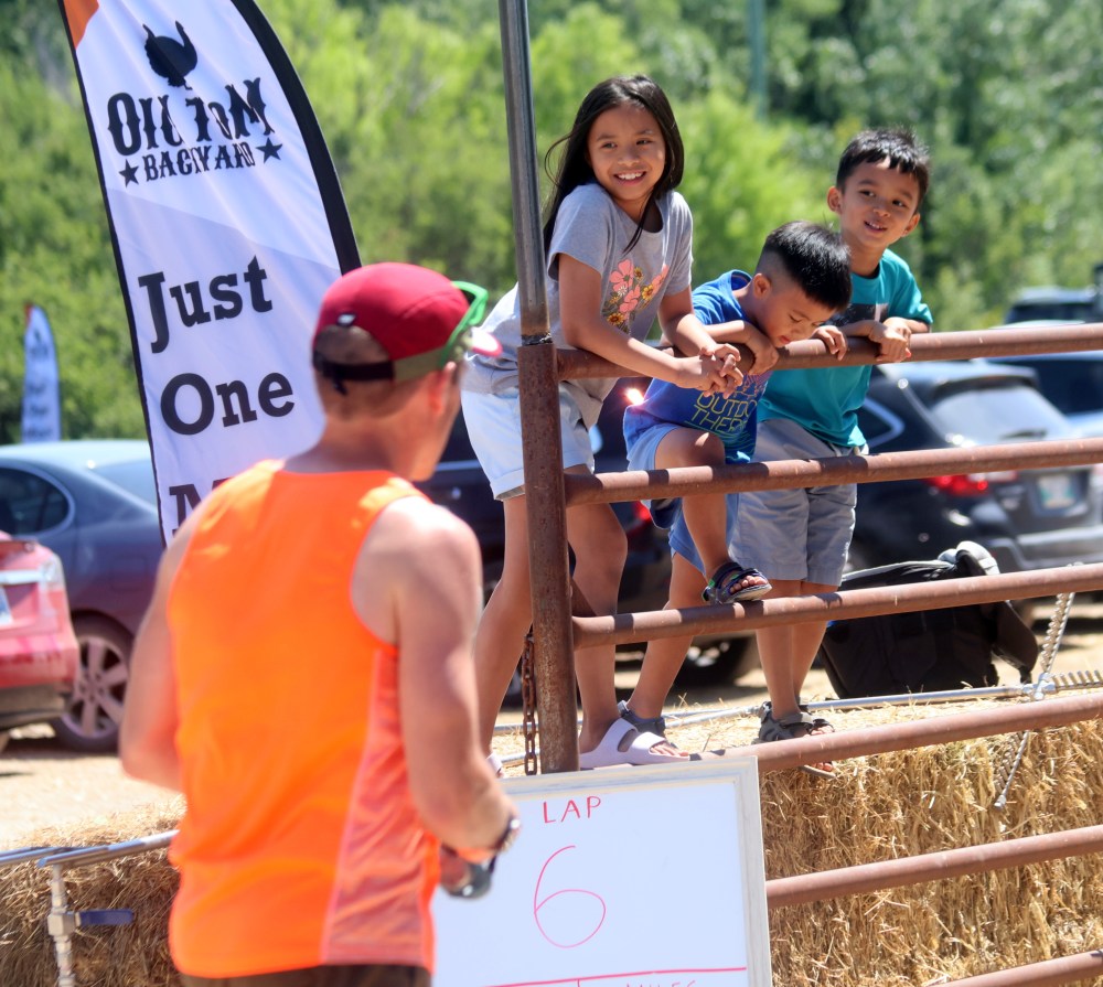 The Old Tom Backyard Ultramarathon in Blumenort is the only race of that format hosted in Manitoba. (Cassidy Dankochik The Carillon)