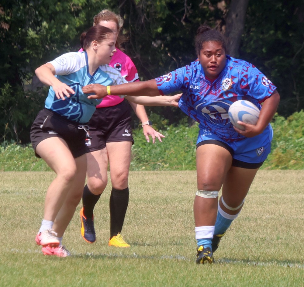 Eastman entered both a men's and women's team in the Rugbymania sevens tournament this year. It was the first time the Eastman Warriors fielded a competitive women's team. (Cassidy Dankochik The Carillon)