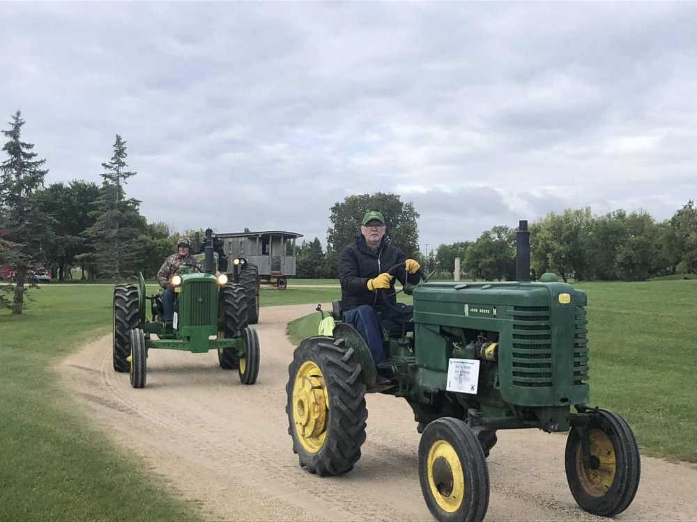 GREG VANDERMEULEN THE CARILLON
MHV Tractor Drive 2025.
