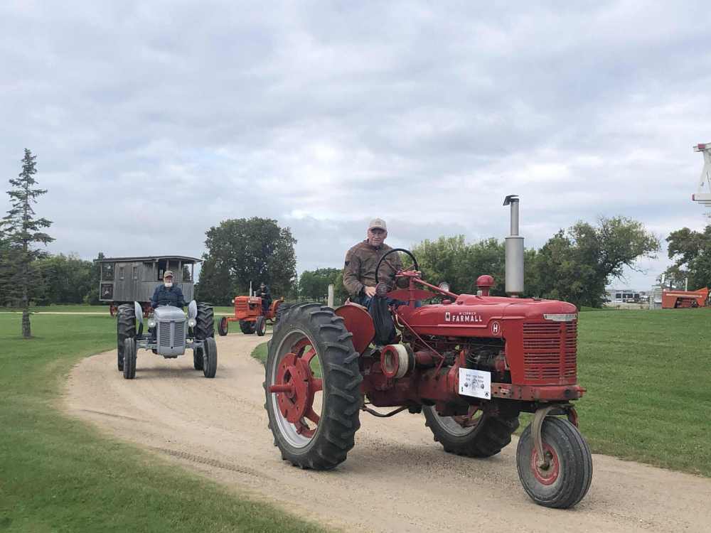 GREG VANDERMEULEN THE CARILLON
MHV Tractor Drive 2025.