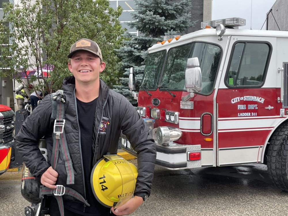MATTHEW FRANK THE CARILLON
Ritchot firefighter Nicholas Wiens completed the 9/11 stair climb challenge at Steinbach Credit Union’s Main Street location on Aug. 11, 2025. He said its difficult for first responders to talk about their mental health.