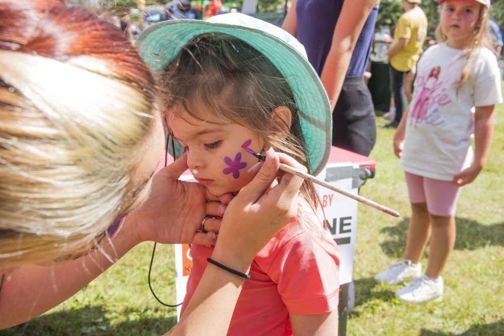 SVJETLANA MLINAREVIC CARILLON ARCHIVES
Phoebe Monchamp from Winnipeg gets her face painted during the Richer Rough Stock Rodeo on Aug. 10, 2024.