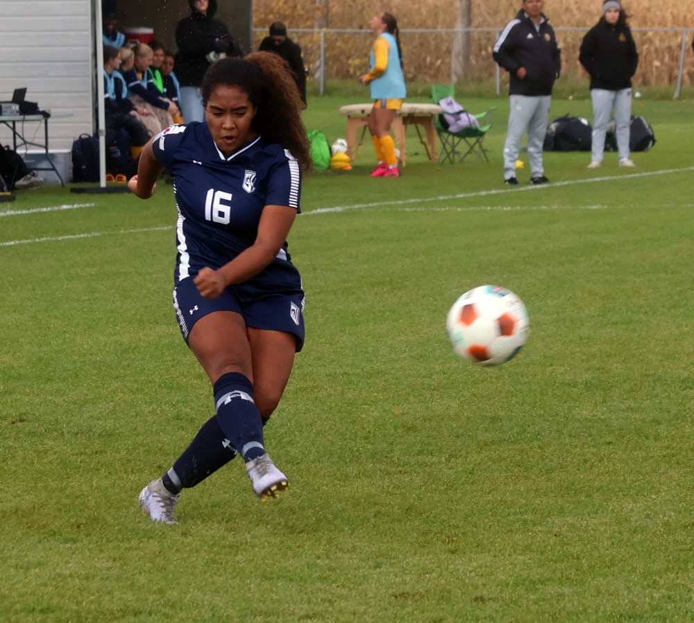 Providence drew with Brandon 2-2 in one of the final games of the MCAC regular season. (Cassidy Dankochik The Carillon)