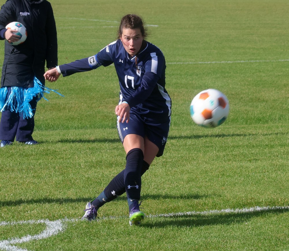 Providence drew with Brandon 2-2 in one of the final games of the MCAC regular season. (Cassidy Dankochik The Carillon)