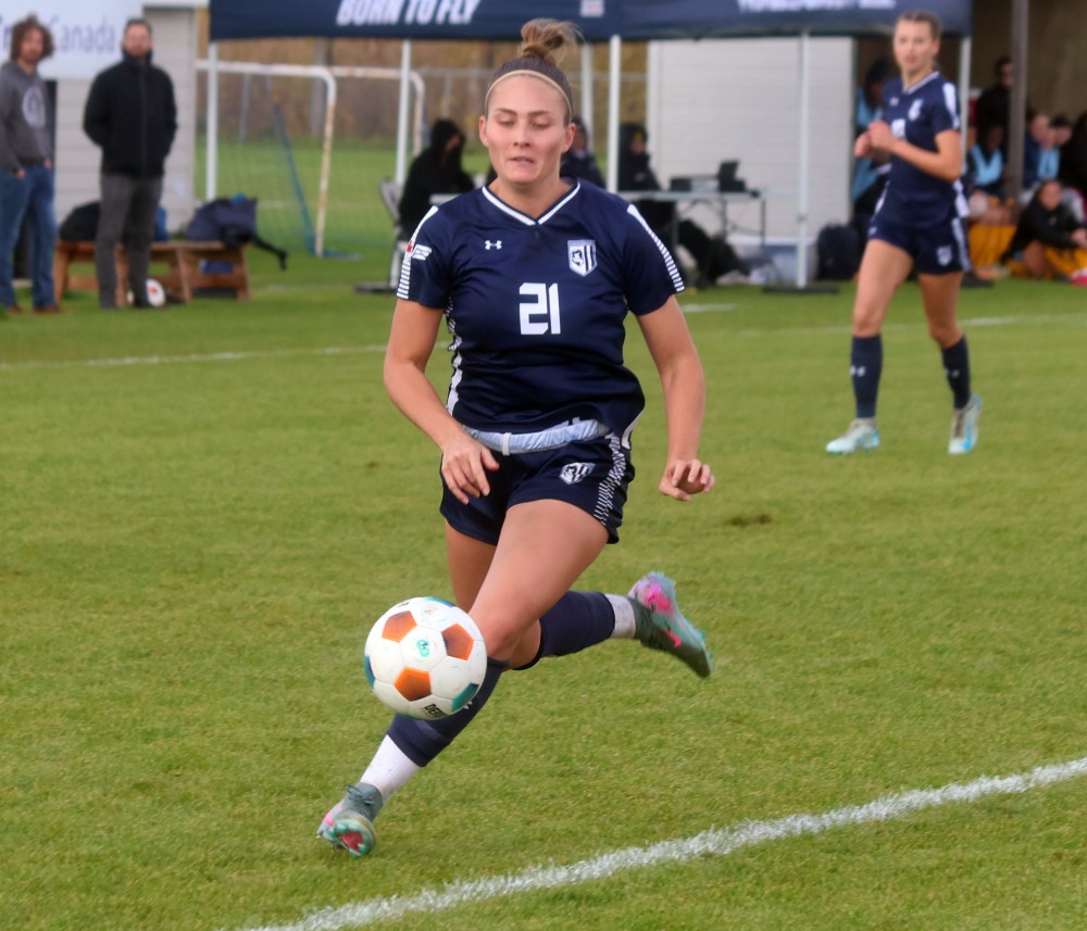 Providence drew with Brandon 2-2 in one of the final games of the MCAC regular season. (Cassidy Dankochik The Carillon)