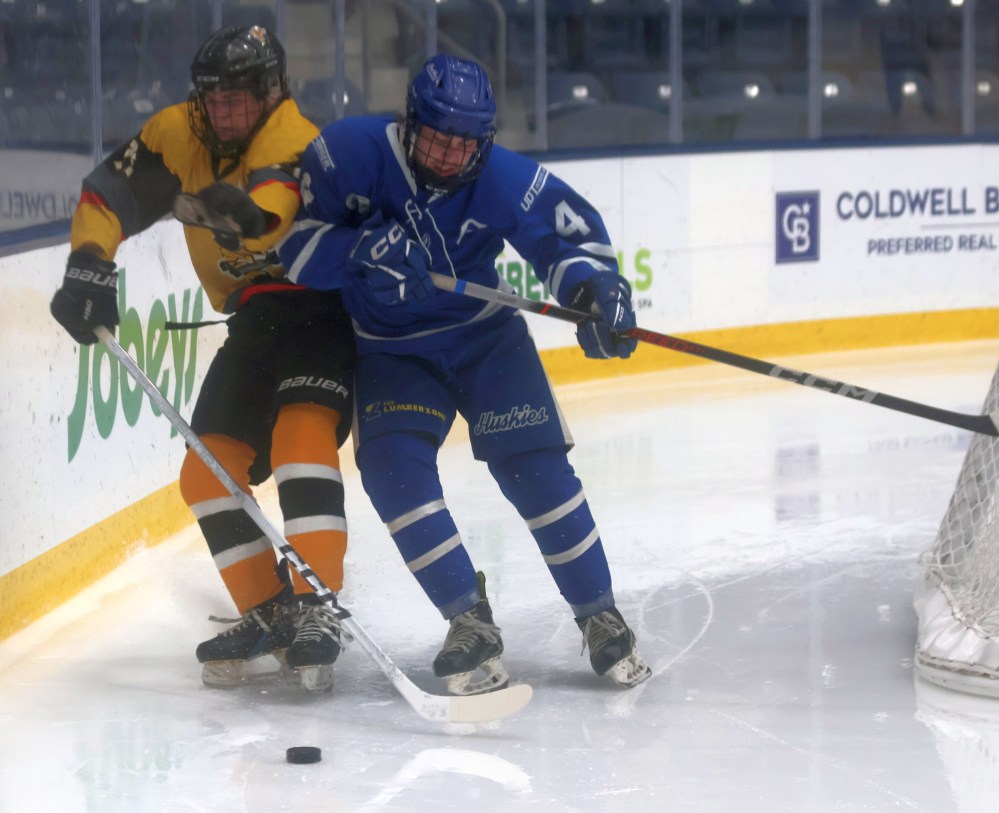 Seven of the Eastman Selects regional teams were in action inside the Southeast Event Centre Oct. 17-19. (Cassidy Dankochik The Carillon)