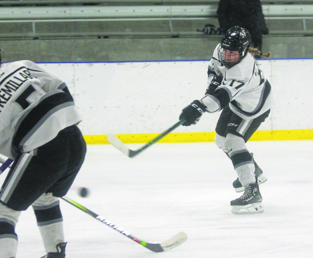 Vayda Rigaux's strong offensive instincts have her as the new points leader in a season in the Manitoba U18 AAA ranks. (Cassidy Dankochik The Carillon)
