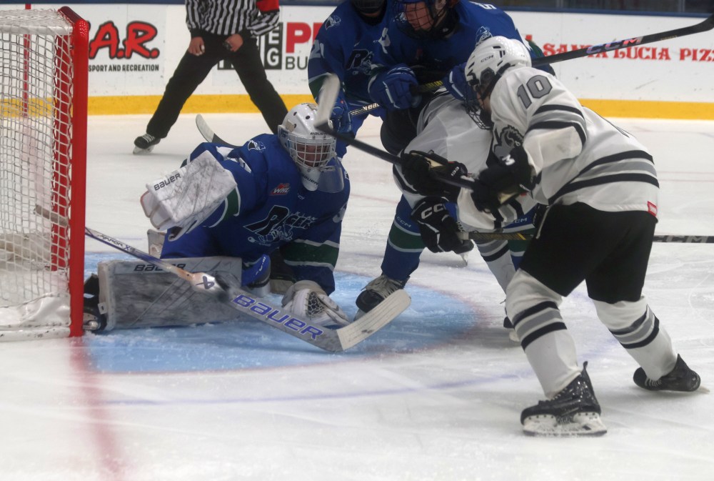 Seven of the Eastman Selects regional teams were in action inside the Southeast Event Centre Oct. 17-19. (Cassidy Dankochik The Carillon)