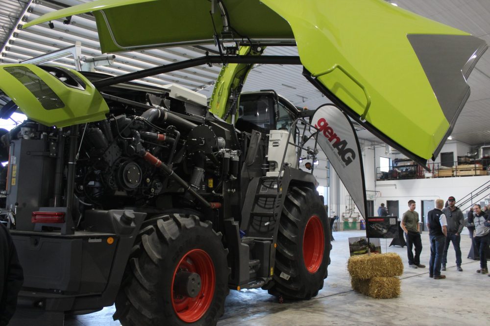 MATTHEW FRANK THE CARILLON
The new Claas Jaguar 1200 forage harvester debuted for farmers in Steinbach during a genAG event on Oct. 8, 2025.