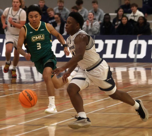 Judah Graham was a bright spot for the Pilots in their 71-69 loss to CMU. The freshman point guard came in off the bench to score 10 points with six assists, earning player of the game honours for the team. (Cassidy Dankochik The Carillon)