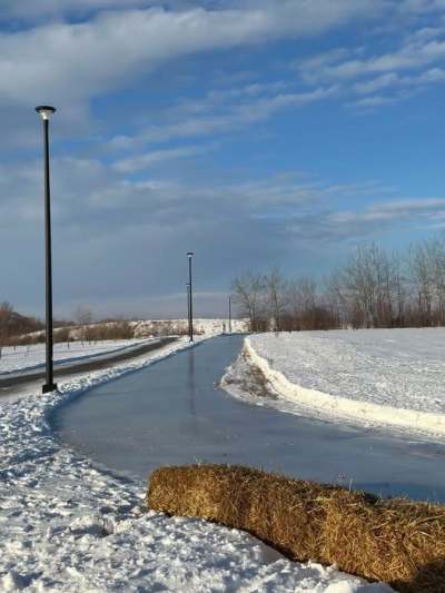 SUPPLIED VIA FACEBOOK 

The Rural Municipality of La Broquerie’s skating trail, located behind the Hylife Centre and along the Tetrault Park trail, opened for the season on Jan. 9.