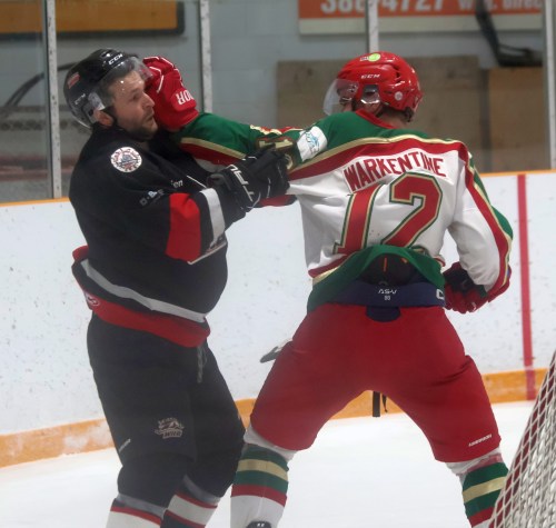 Ile des Chenes and Red River are set to begin their SEMHL playoff quarterfinal match-ups this weekend. (Cassidy Dankochik The Carillon)