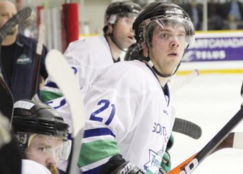Tim Plett, a forward for the Prairie Thunder’s 2012 Allan Cup championship team, was back on the ice for the team, when it hosted Steinbach’s second Allan Cup tournament in 2016.