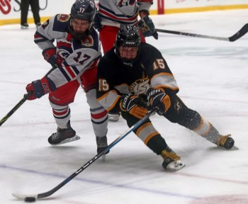 Jager Bueckert led the SRSS Sabres in scoring, and was recognized by coaches as one of the province's top 10 high school hockey players. (Cassidy Dankochik Carillon Archives)