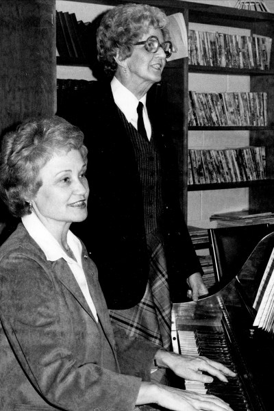CARILLON ARCHIVES 

Marion Penner plays the piano, Lies Friesen acts as master of ceremonies and they both sing at the Bethesda Personal Care Home singsong every Wednesday afternoon. The songfests began shortly after the home opened in 1972.