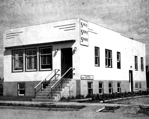 CARILLON ARCHIVES 

A 24-foot by 48-foot building on Reimer Avenue became the first permanent home for the Steinbach Credit Union Society and a temporary home for the Town of Steinbach council in the fall of 1946.