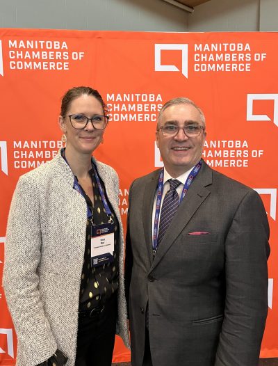 SVJETLANA MLINAREVIC THE CARILLON
Steinbach Chamber of Commerce executive director Tessa Masi smiles with Manitoba Chamber of Commerce president and CEO Chuck Davidson during the chamber's economic summit and AGM at the Southeast Events Centre in Steinbach on May 1, 2026. This is the first time in the 95-year history of the chamber that its economic summit has been held in Steinbach.