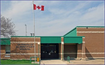 Photo by Niverville Elementary School
An ambiguous email from the Hanover School Division to parents of Niverville Elementary School students sent on May 8, 2026, was written to address concerns, but instead it created confusion, worry, and rumours. Parents took to social media to find answers. The school division told The Carillon that the threat was deemed an unfounded rumour.