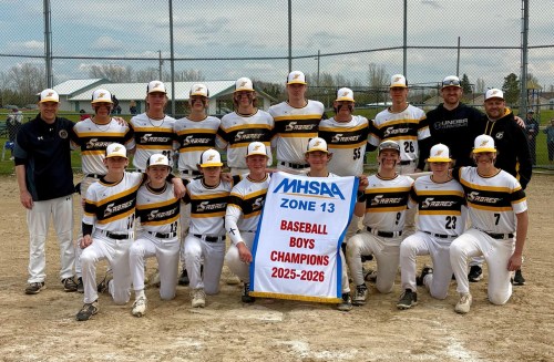 The Steinbach Regional Sabres survived their toughest test in Zone 13 since COVID-19, winning a walk-off banner over St Joachim. (Steph Wiens)