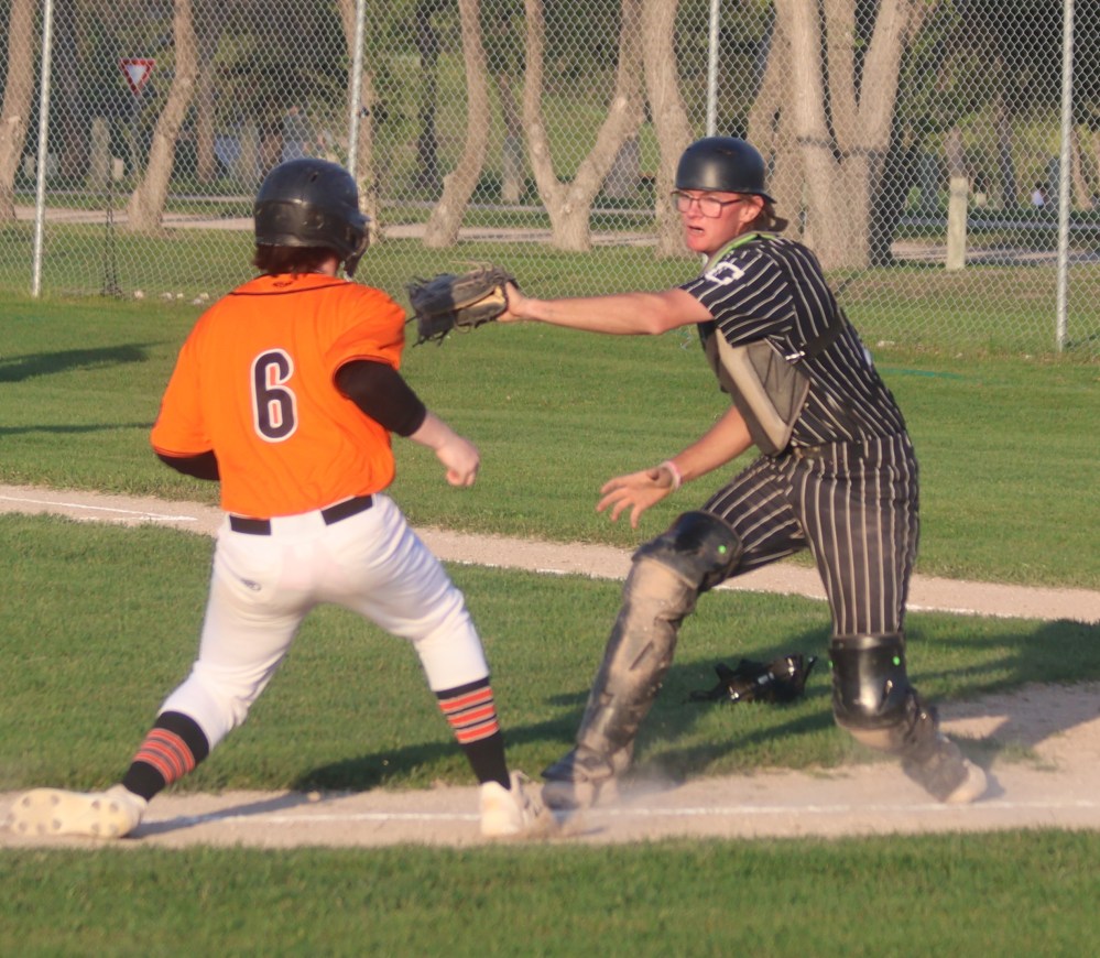 Dayton Christensen was the key player on an excellent double-play during a game May 26 that showed the baseball IQ of the Carillon Sultans this year. The Sultans catcher sniffed out a delayed double-steal attempt to put out a runner who was on third, then caught the initial runner napping as he linked up with Centerfielder Joe Plett to put out another Winnipeg South baserunner at second base. (Cassidy Dankochik The Carillon)