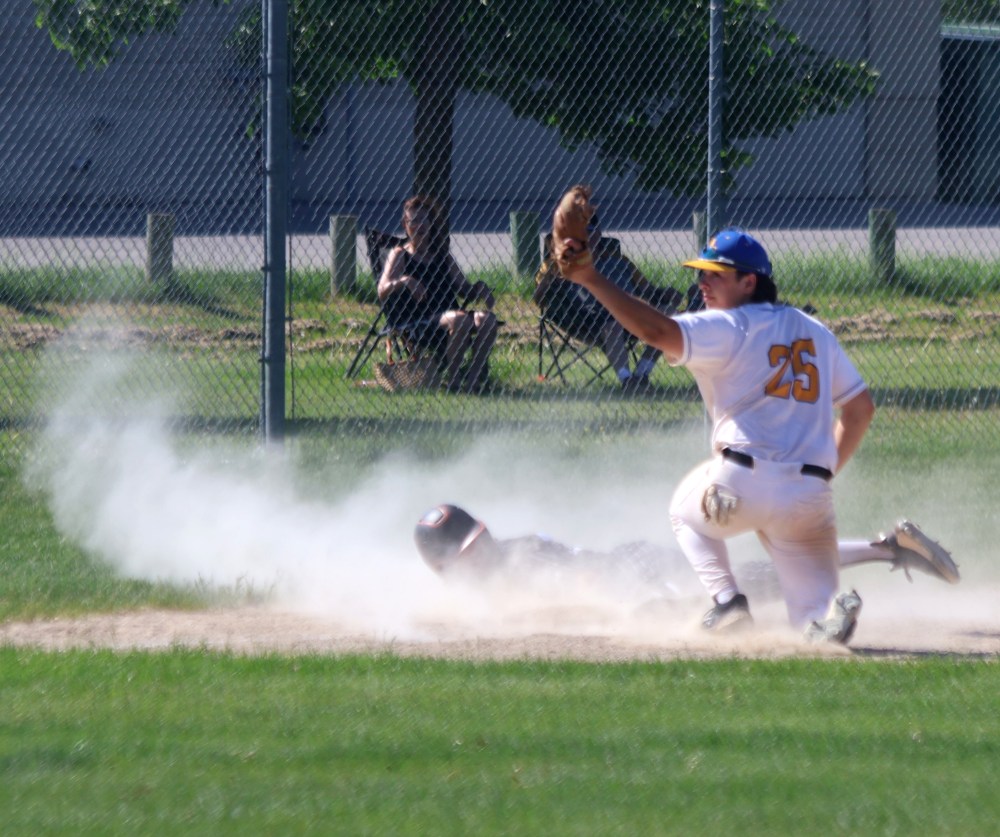 Carillon split an MJBL double-header with St Boniface June 7 at A.D. Penner Park. (Cassidy Dankochik The Carillon)