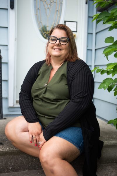 SVJETLANA MLINAREVIC THE CARILLON
Tess Doerksen, pictured here in front of her house on July 21, 2026, is running for Hanover School Division trustee for Ward 3 Steinbach.