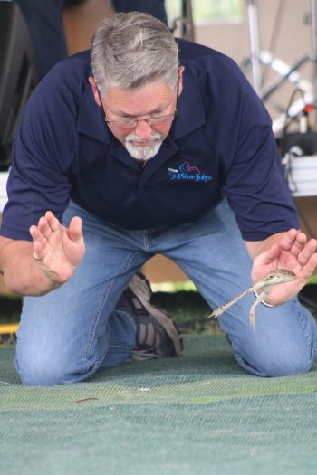 GREG VANDERMEULEN CARILLON ARCHIVES 

Mayor Raymond Maynard jumps a frog in a previous event.