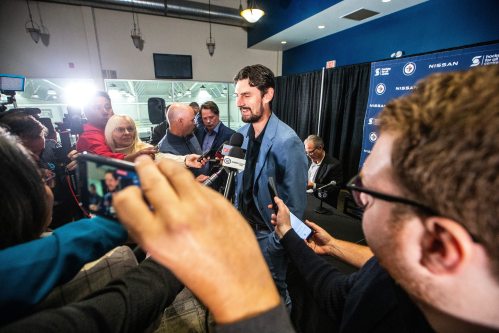 MIKAELA MACKENZIE / WINNIPEG FREE PRESS

Jets goaltender Connor Hellebuyck scrums with the media at the Hockey For All centre on Tuesday, Oct. 10, 2023. For sports story.
Winnipeg Free Press 2023.